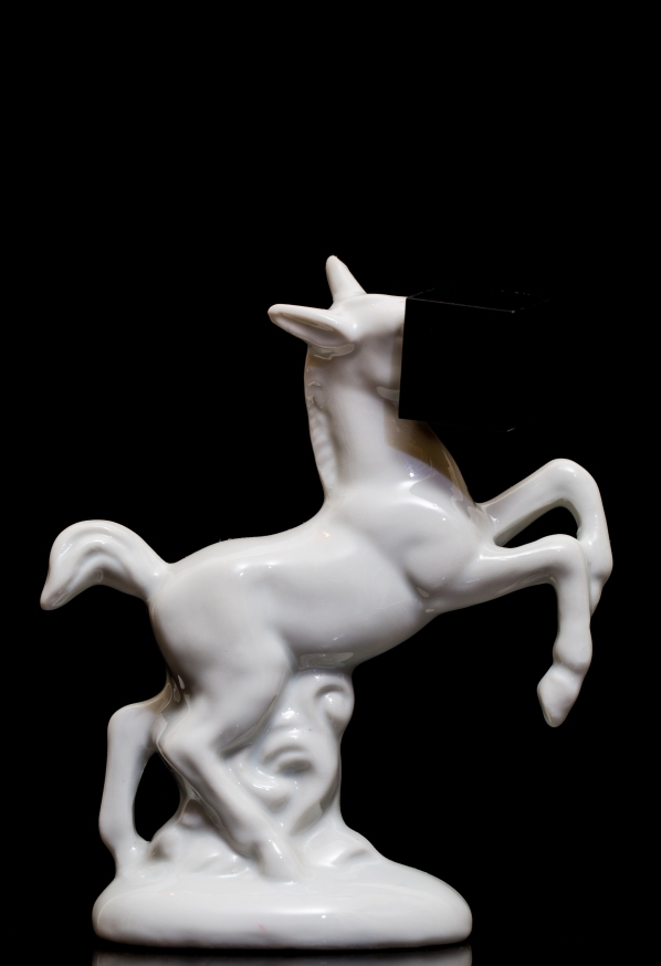 Mimi Berlin, 2013. History of Circus Legends. Stallion. (ceramic, plastic) 8 x 14 cm.